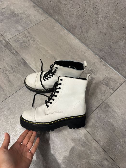 Боти естествена кожа