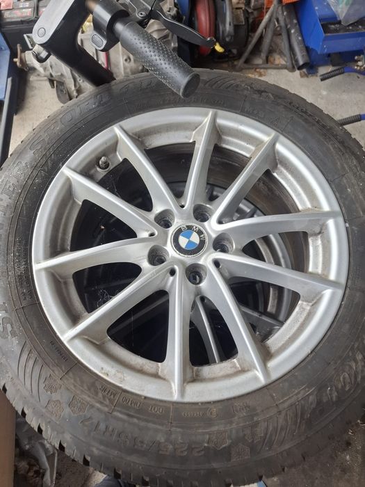 Anvelope noi si second