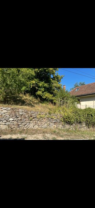 Vând casa in loc Gales,  oras Saliste