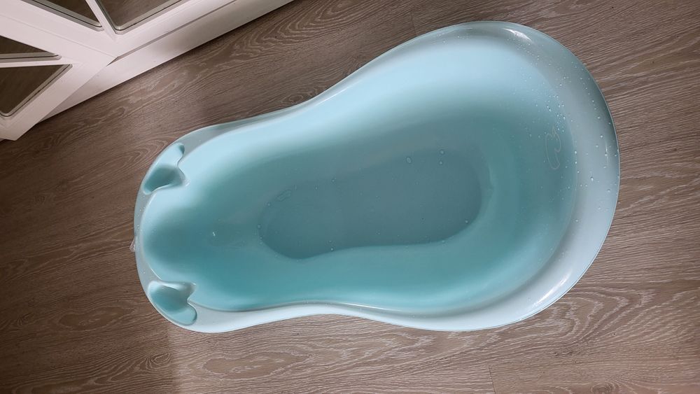 Продам детскую ванночку