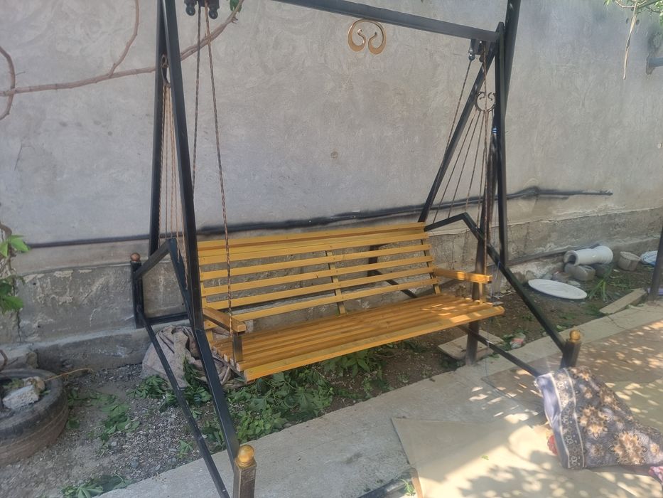 Качеля сотилади ,