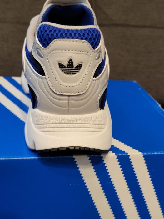 Продам оригинальные кросовки Adidas