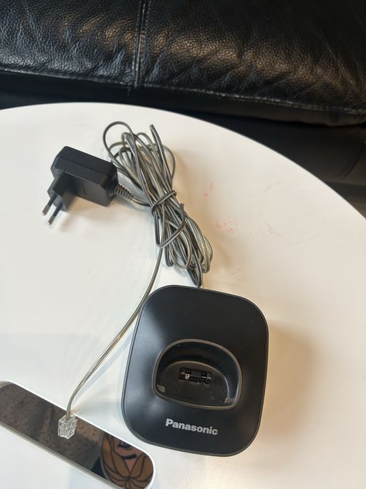 Телефон Panasonic KX-TG1611FXH