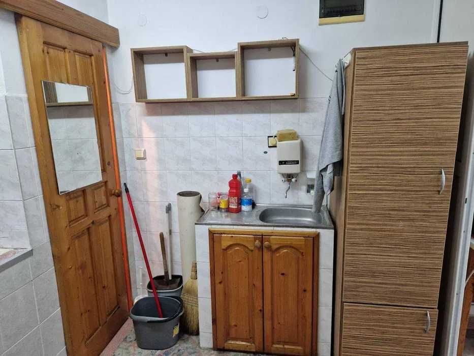 Дава се под наем Магазин в Бургас, Братя Миладинови - 26 кв.м за 225 € - Снимка #1