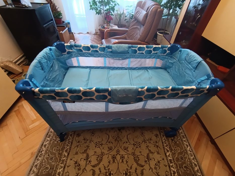 Детска сгъваема кошара с две нива