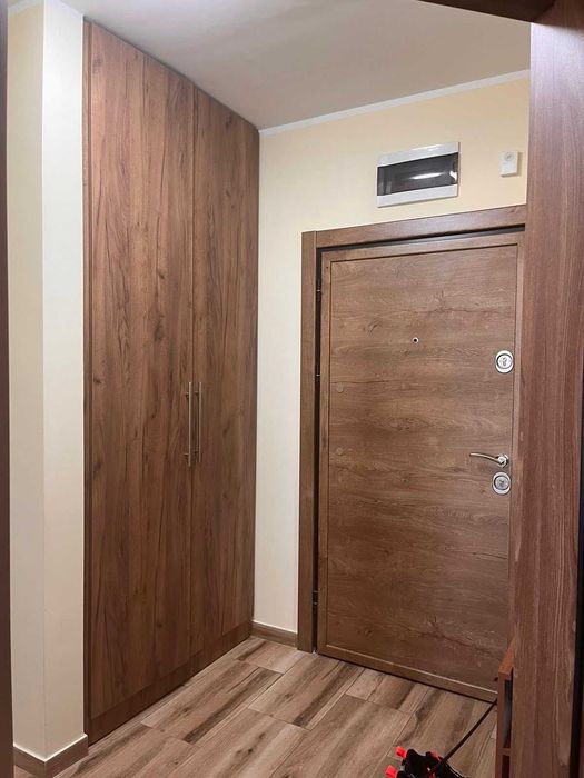 Двустаен имот в кв.Люлин 10