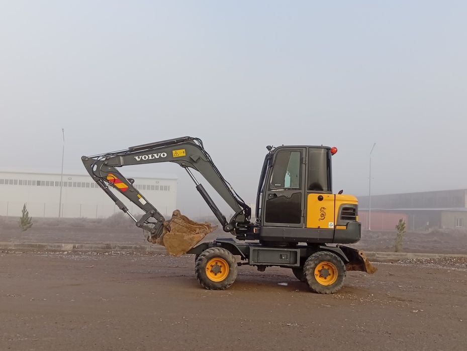 Услуги экскаватора Шымкент