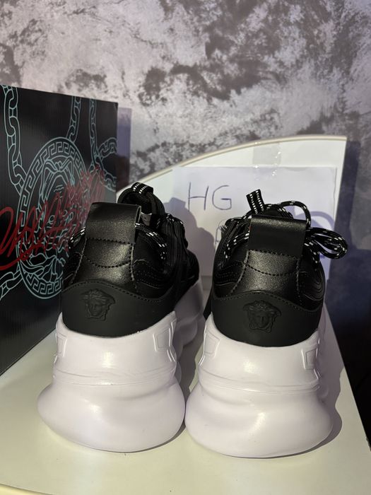 Adidasi Versace Chain Reaction,noi
