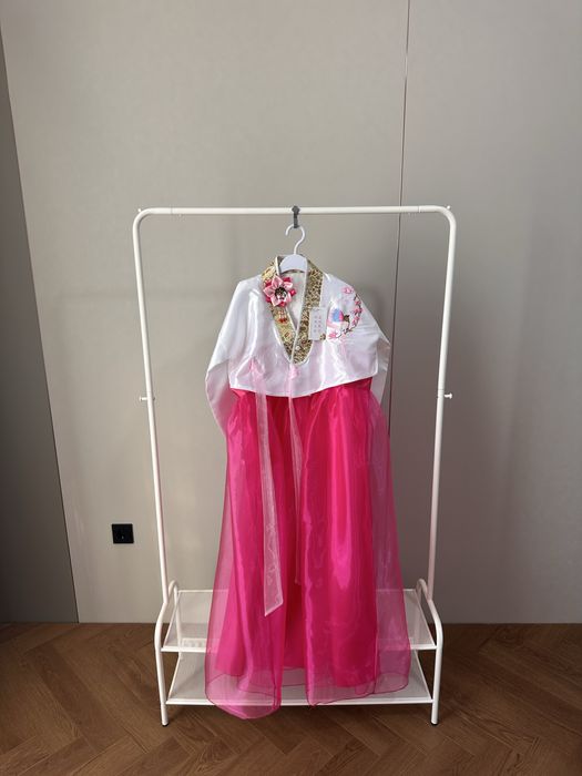 Прокат корейских платьев