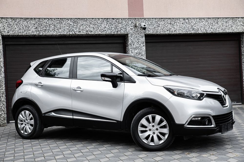 RENAULT Captur 2017