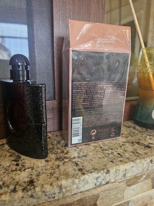 Parfumuri mai multe modele