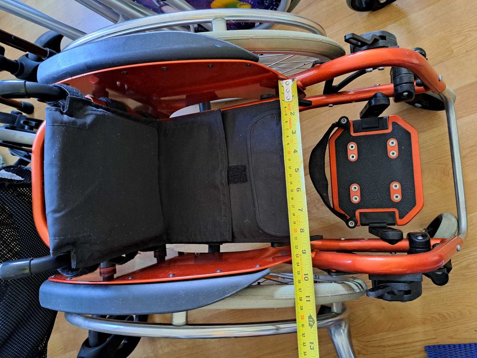 wc cu roti, cadru de mers cu roti si frana,fotoliu rulant,carje, carut