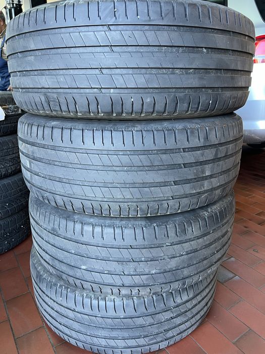 Anv Michelin 235/60R18, vara