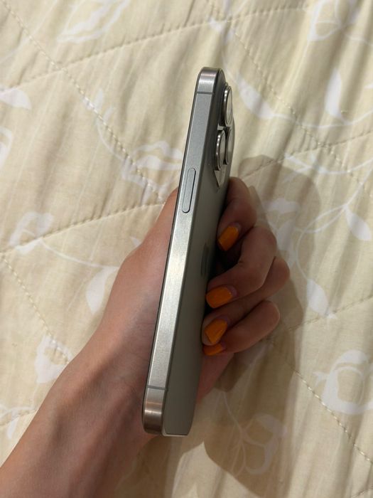 Iphone 15 Pro Natural Titanium