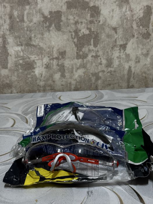 Продам набор сварочных очков (новые)