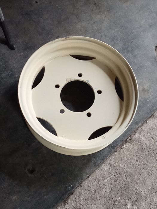 Portfuzeta (cizma)tractor 445.butuc Janta remorca monoax Medgidia