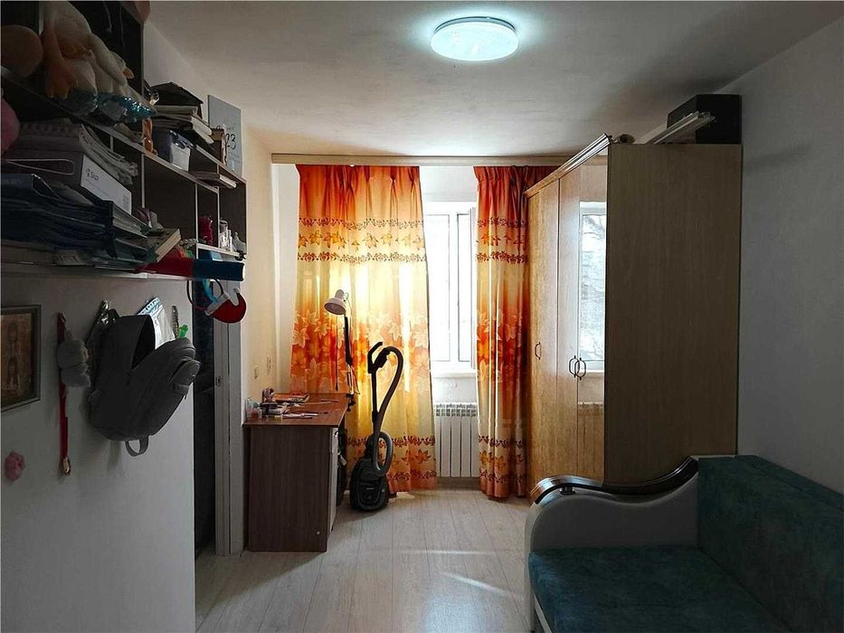 Продам 2х ком кв, 2/5эт, Ермекова