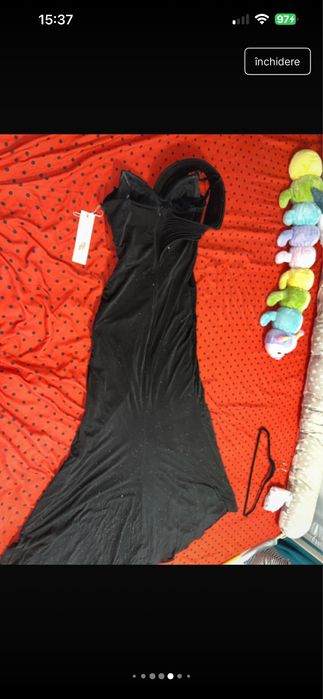 Rochie neagra cu sclipici nașă Paula Richi