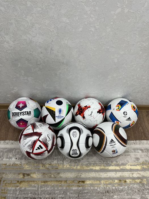 Футбольные мячи Adidas
