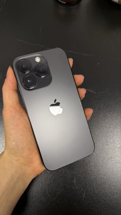 Iphone 14 Pro черный