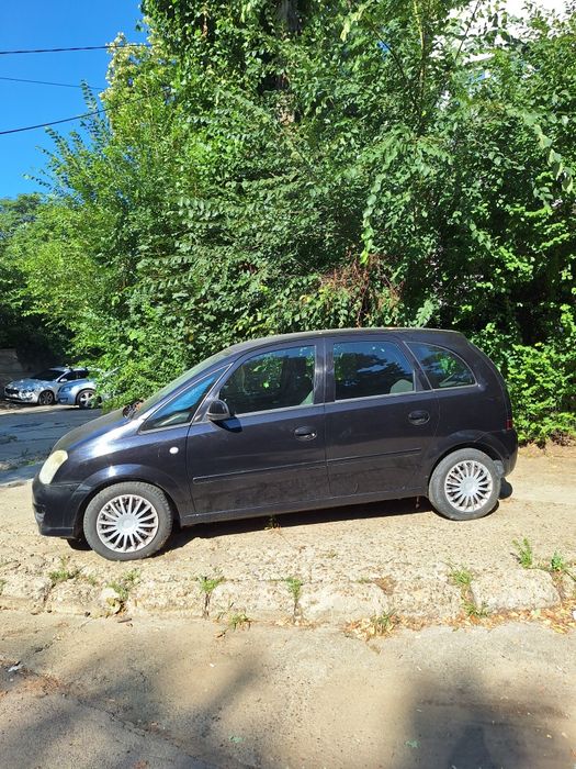 Vând Opel Meriva