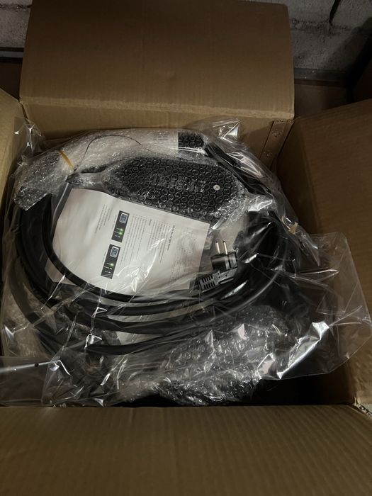 Продам зарядку 220w GBT срочно