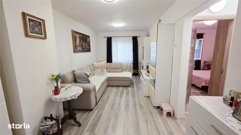 Apartament 3 Camere 65 Mp Manastur Zona Mogosoaia