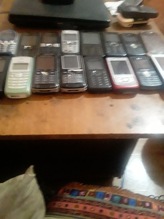Продаю телефоны орегинал нокия сони эрексон лджы