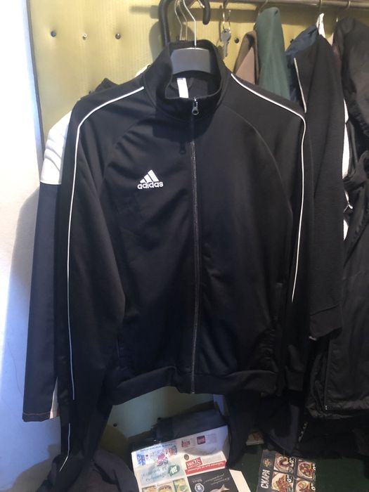 Adidas Спортен Екип