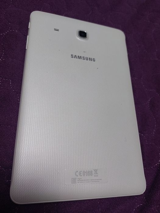 Планшет Самсунг tab e