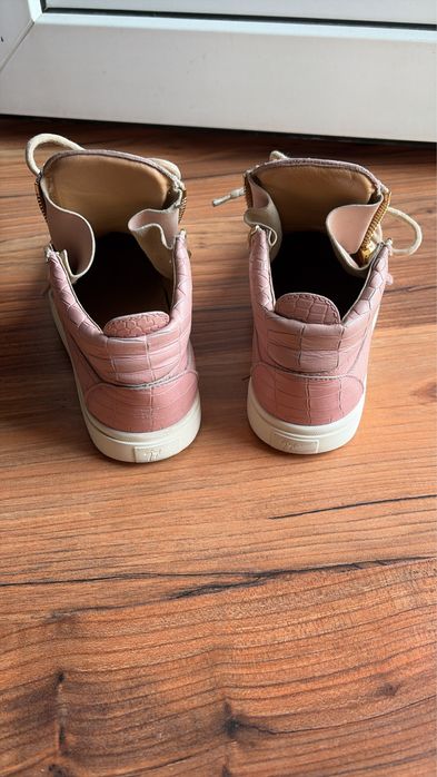 Giuseppe Zanotti papuci sneakers femeie