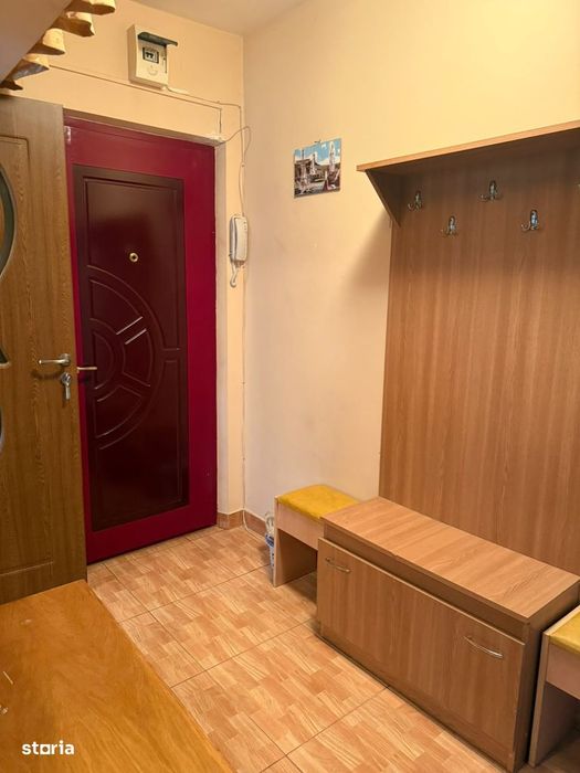 2  camere la etajul 3, centrala, termopan, izolat, zona Milcov