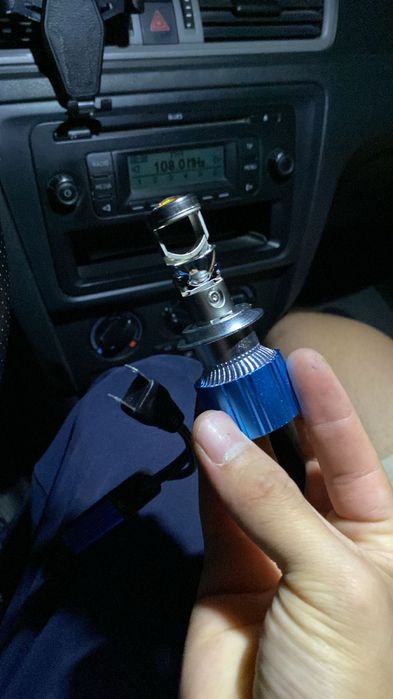 Продам мини линзы цоколь Н7