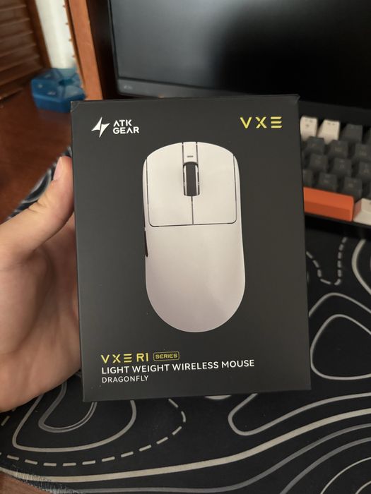 VXE R1 мышка Light weight wireless mouse