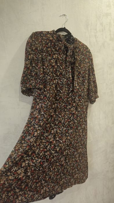 Продам качественные платья