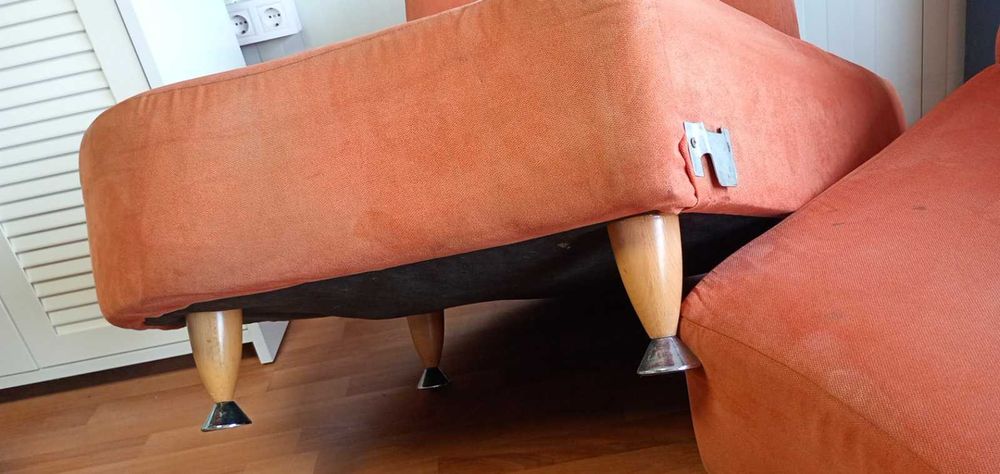 Диван 4-местен овален