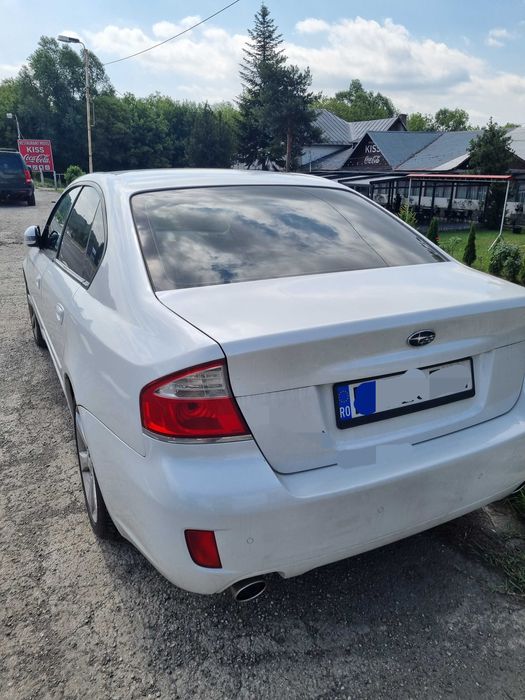 Subaru Legacy diesel defect, bate motorul.