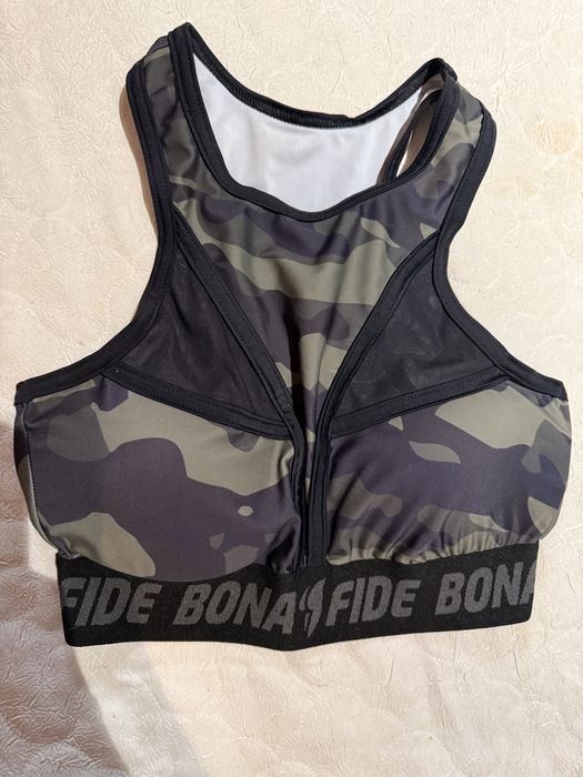 Бюстиета Nike, MP, Oysho, Gymshark, BonaFide