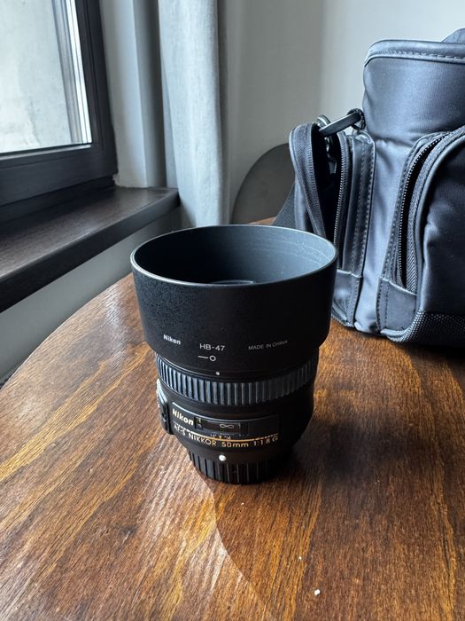 Nikon D750 Фотоапарат, на 3356 кадъра, плюс Nikkor 50mm f/1.8G