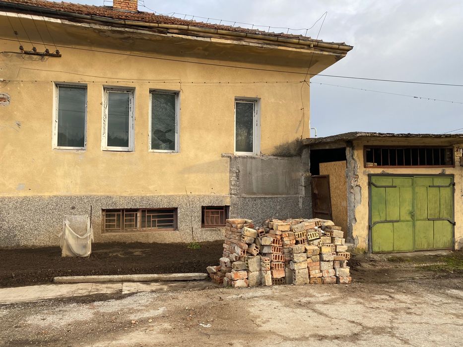 Продава се Къща в Разград, Абритус - 130 кв.м за 589 €/кв.м - Снимка #3