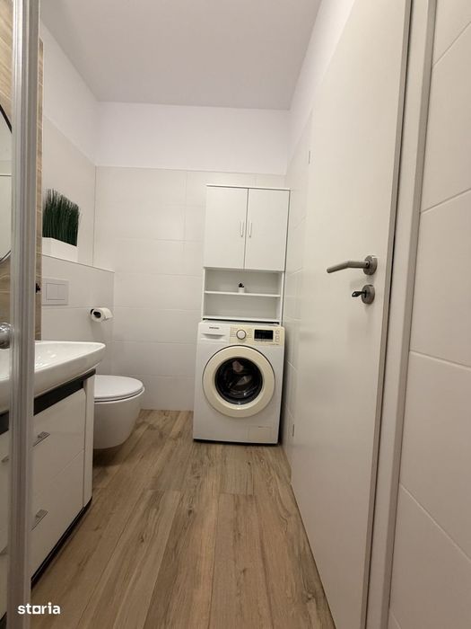 Apartament 2 camere, decomandat, 51 mp utili, etaj 4, loc de parcare -