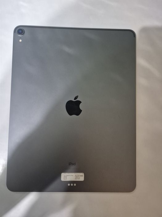 Apple iPad PRO 12.9 3 pokolenya 256GB LLa