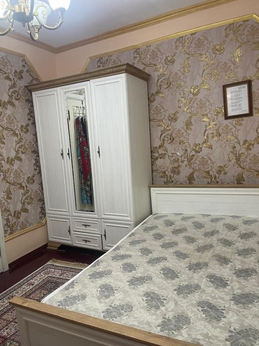 Спальний гарнитур