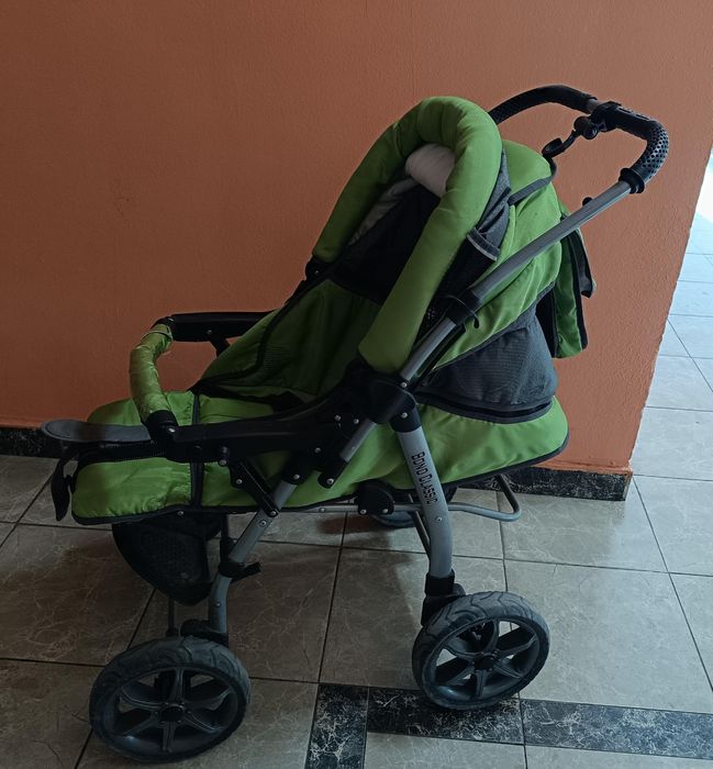 Продам детскую коляску