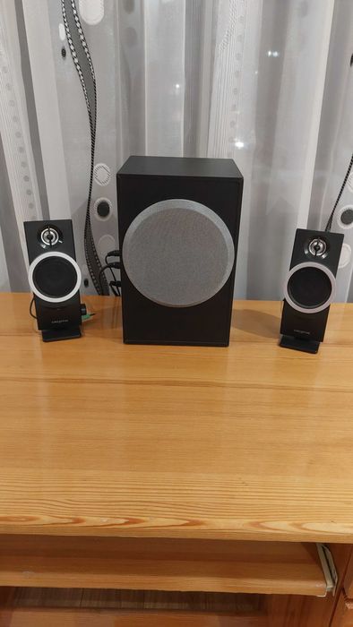 Тонколонки Creative плюс бас каса