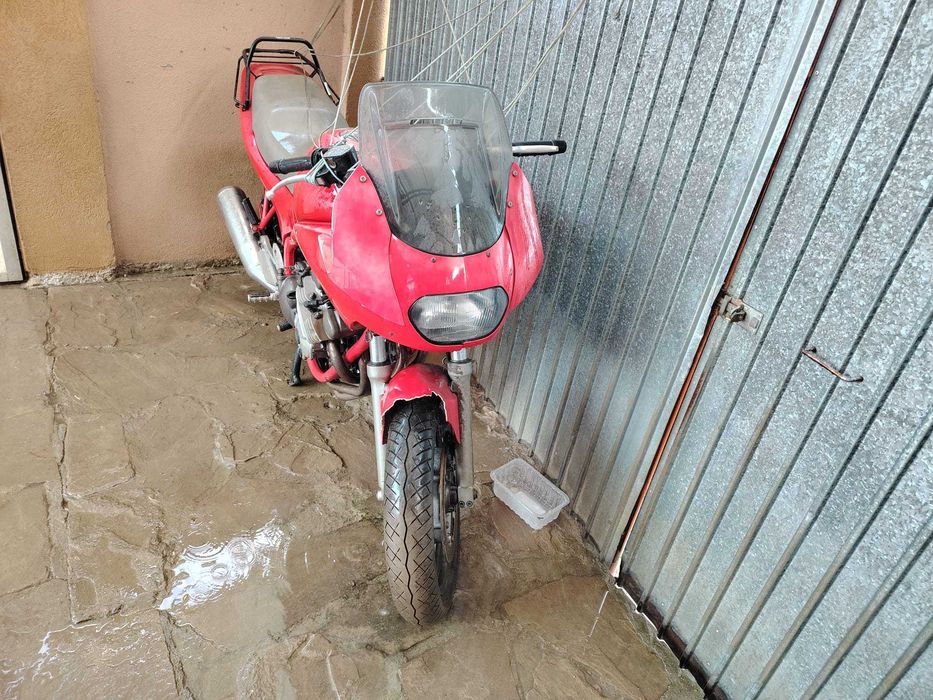 Yamaha XJ 600. Mai multe detalii la telefon.