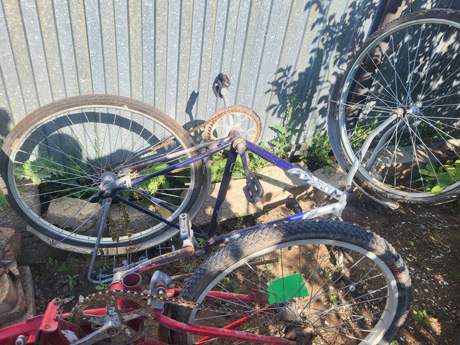 Продом два велосипеда по запчастям