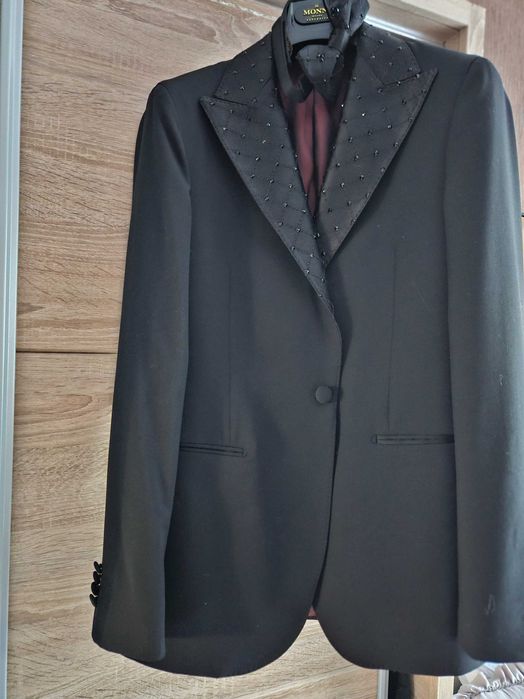 Мъжко сако  за бал, сватба и официални поводи