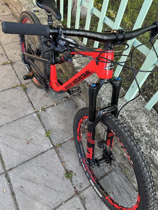 Колело MTB Rocky Mountain Carbon BC Edition не Scott Trek Specialized