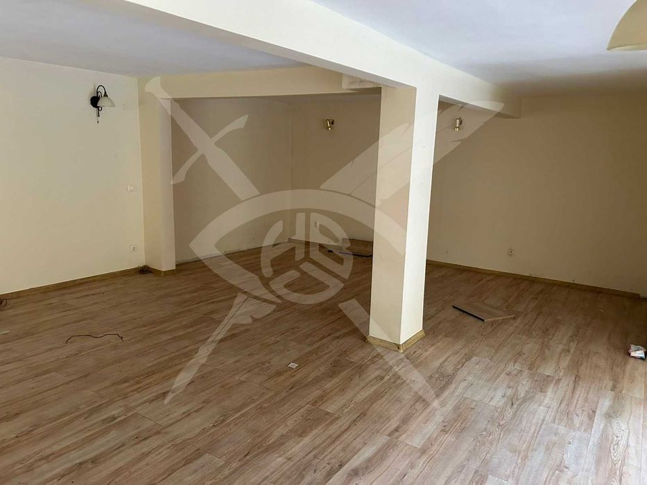 Продава се Етаж от къща в Поморие - 117 кв.м за 1000 €/кв.м - Снимка #1